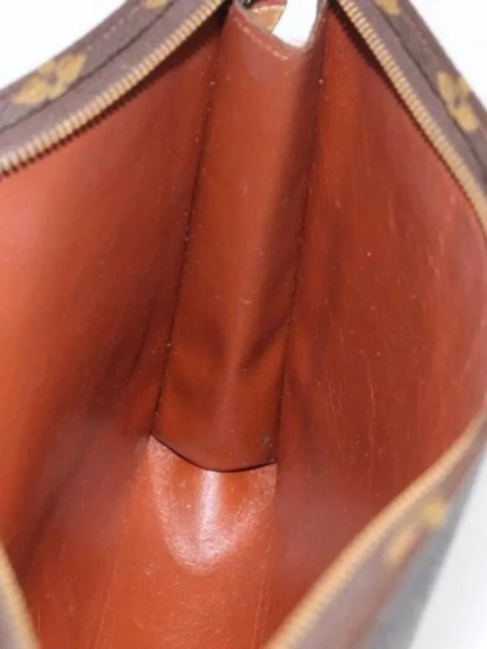 LOUIS VUITTON Monogram Poche Toilette 26 Pouch